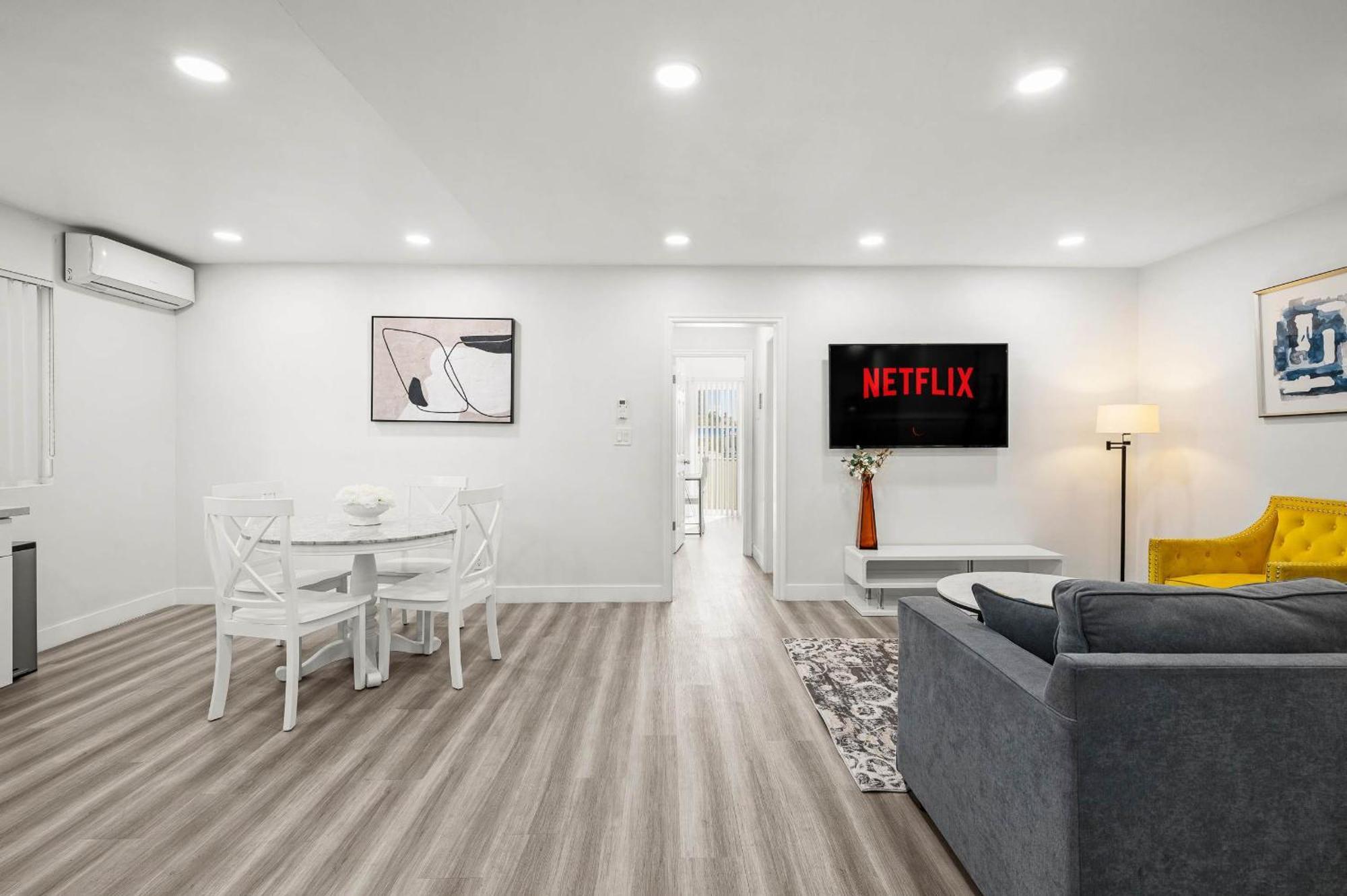 New Renovated 2B2B Apt Self Checkin Free Parking 1 Пасадена Екстериор снимка