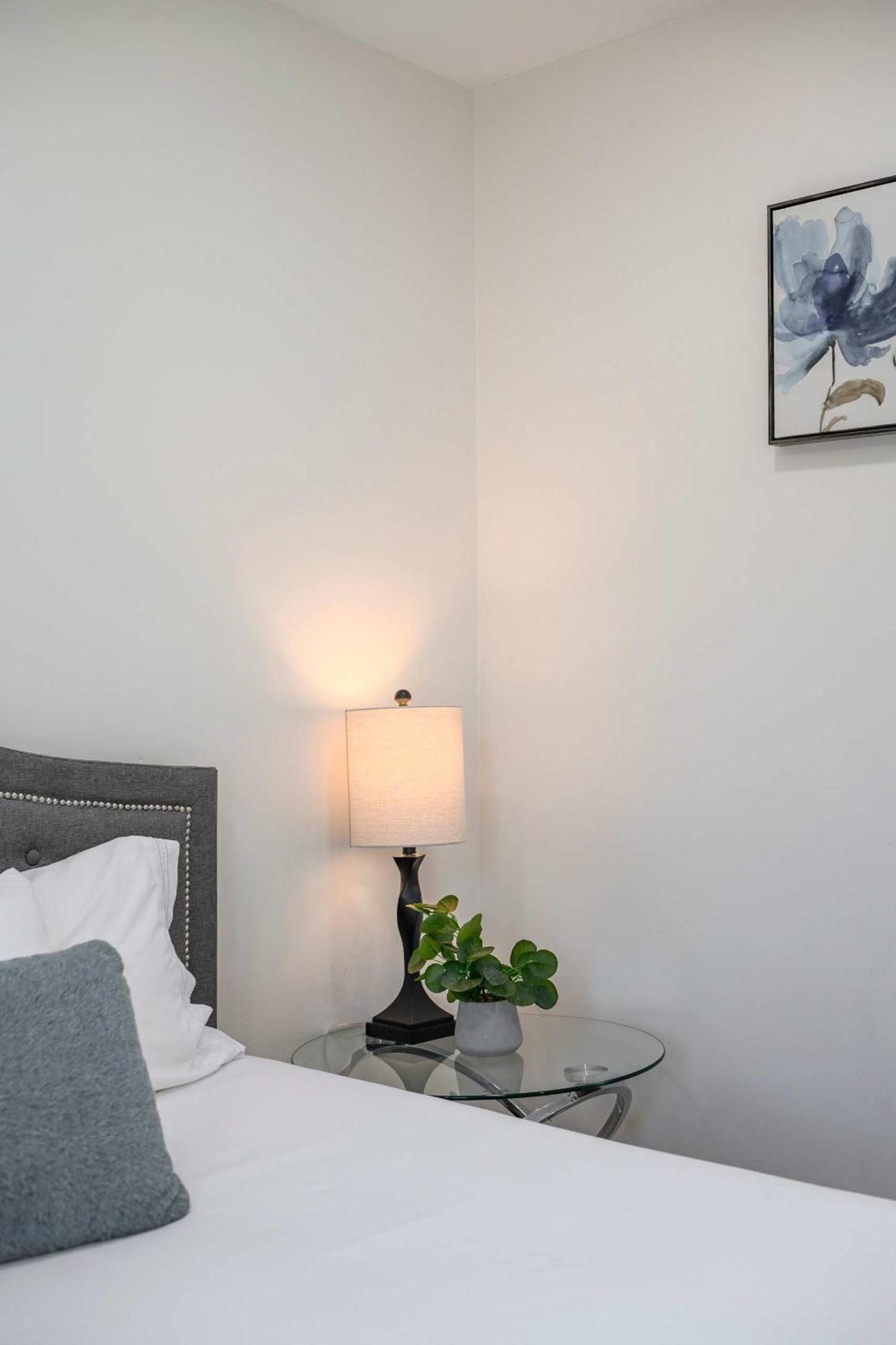 New Renovated 2B2B Apt Self Checkin Free Parking 1 Пасадена Екстериор снимка